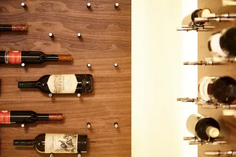 wine pegs wall